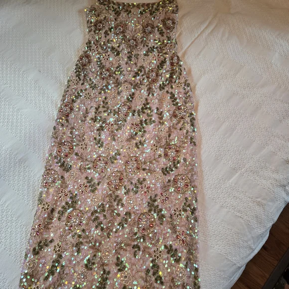Mac Duggal Floral Embellished Maxi Dress - Picture 4 of 9